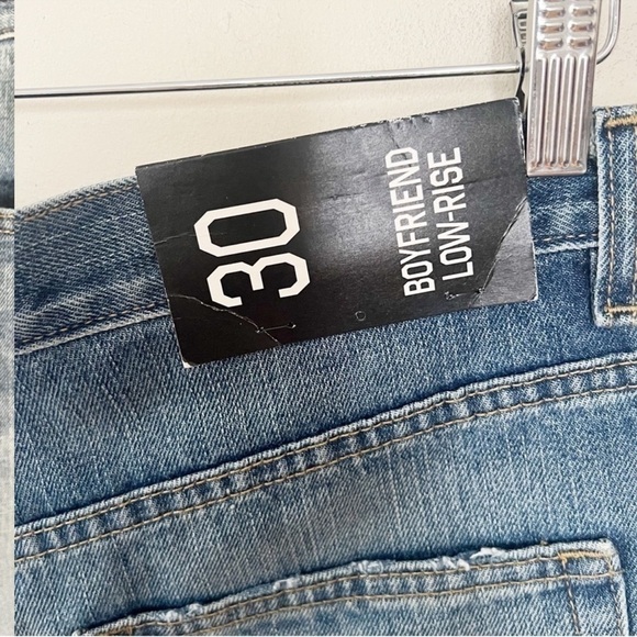 Urban Outfitters BDG Low Rise Boyfriend Jean Shorts Button Fly Size 30 NEW Blue - Picture 5 of 8